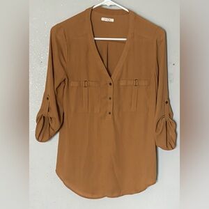 Maurices The Perfect Blouse Vneck Chiffon with hardware pockets S